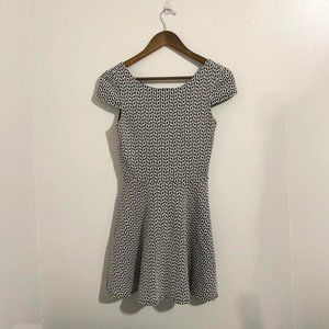 EMERALD SUNDAE Geometric Dress Black and White